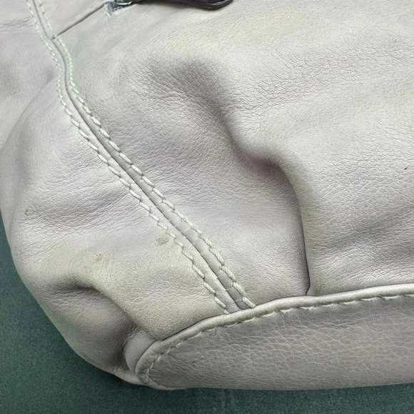 Tignanello Lavender Lilac Leather Handbag Shoulder Bag - Picture 3 of 7